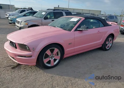 2006 Ford Mustang Gt z USA, uszkodzony, nr VIN 1ZVFT85HX65236601